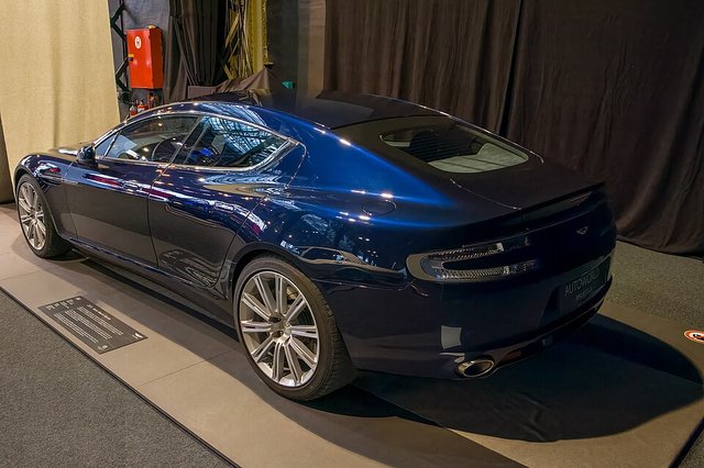 ASTON MARTIN Rapide