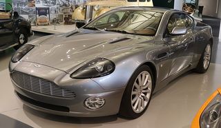 ASTON MARTIN Vanquish