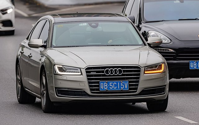 AUDI A8 2010-2017