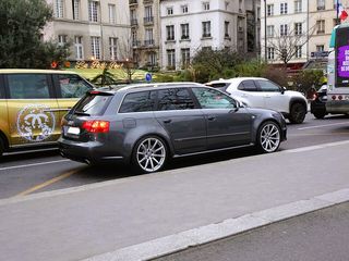 AUDI RS4 1999-2001