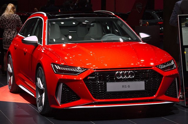 AUDI RS6