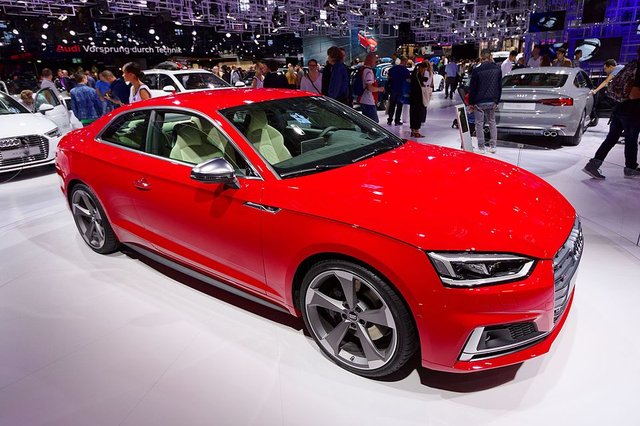 AUDI S5