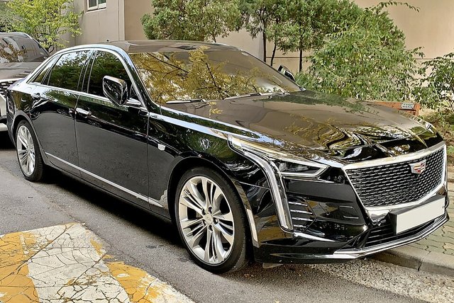 CADILLAC CT6