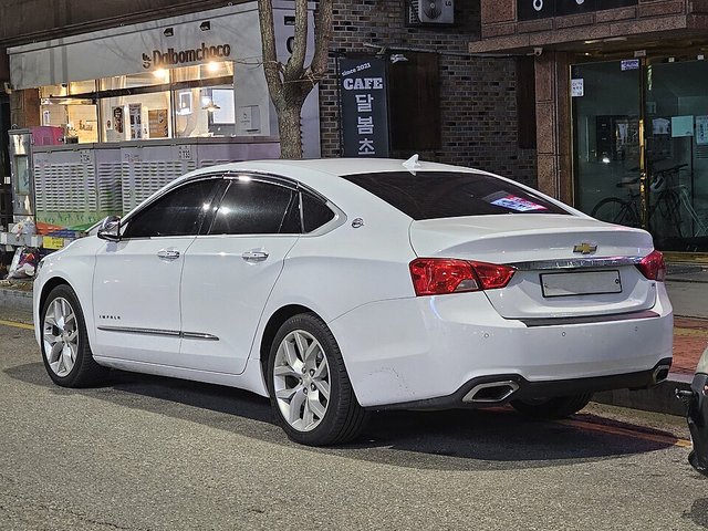 CHEVROLET Impala