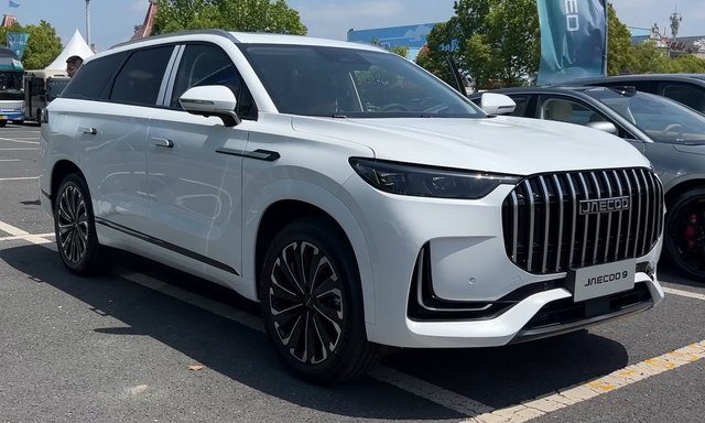 JAECOO J8