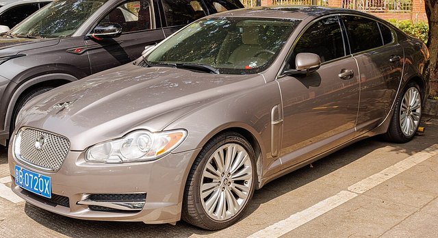 JAGUAR XF 2007-2015