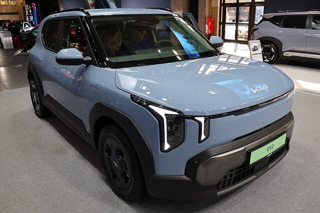 KIA EV2