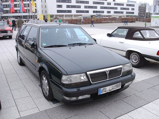 LANCIA Thema