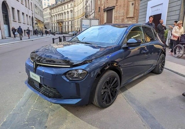 LANCIA Ypsilon