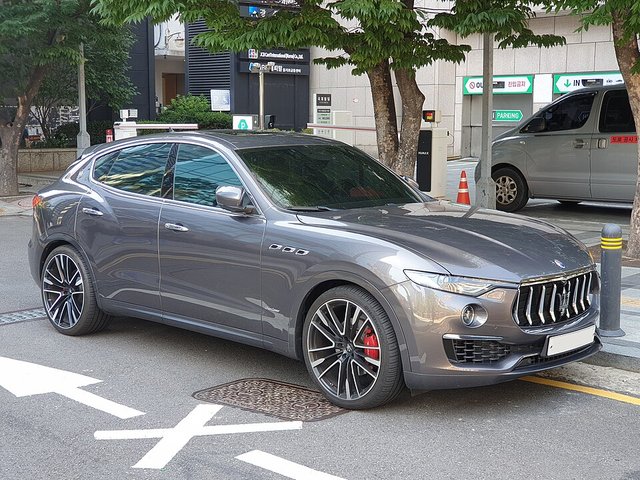 MASERATI Levante