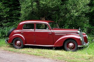 MERCEDES-BENZ 220