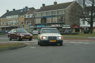 MERCEDES-BENZ 250