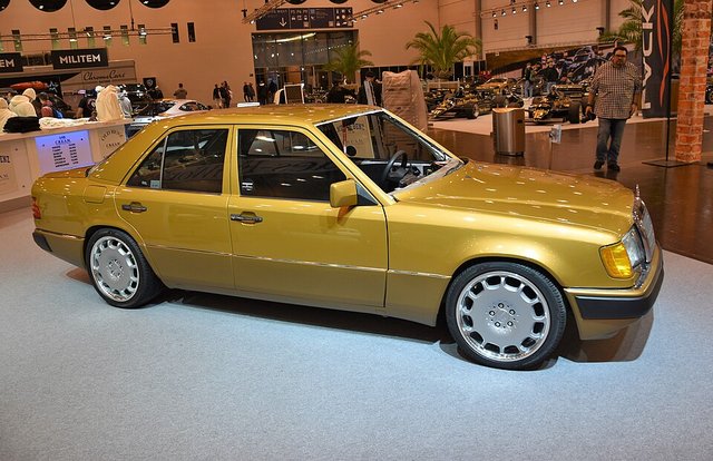 MERCEDES-BENZ 400 1992-1998