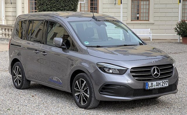 MERCEDES-BENZ T-Class