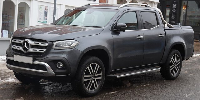 MERCEDES-BENZ X-Class