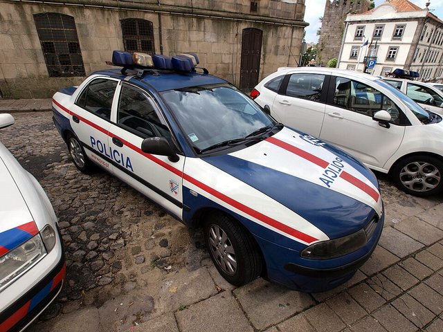 MITSUBISHI Carisma 1995-1999