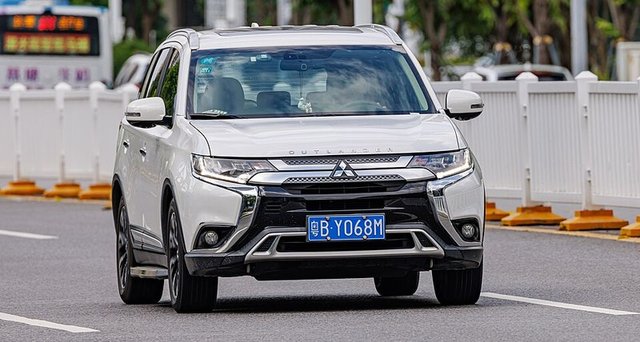 MITSUBISHI Outlander 2012-2021