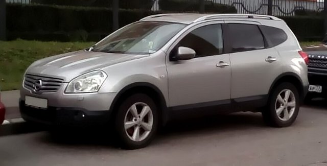 NISSAN Qashqai+2