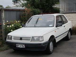 PEUGEOT 309
