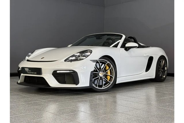PORSCHE 718 Cayman