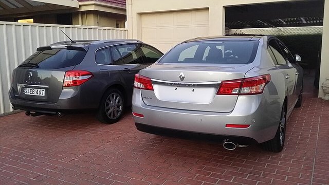 RENAULT Laguna