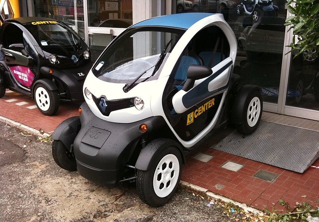 RENAULT Twizy