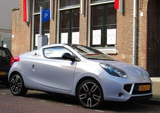 RENAULT Wind