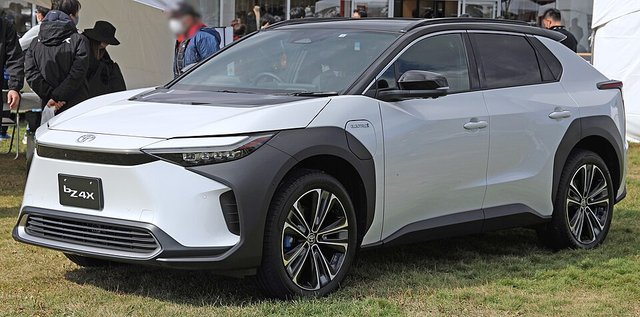 TOYOTA bZ4X