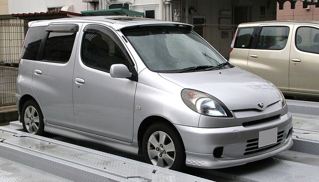TOYOTA Fun Cargo