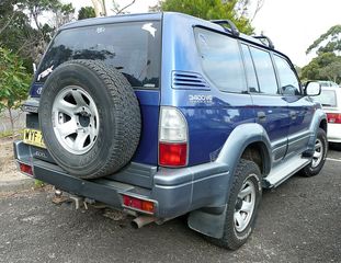 TOYOTA Land Cruiser Prado 2002-2009