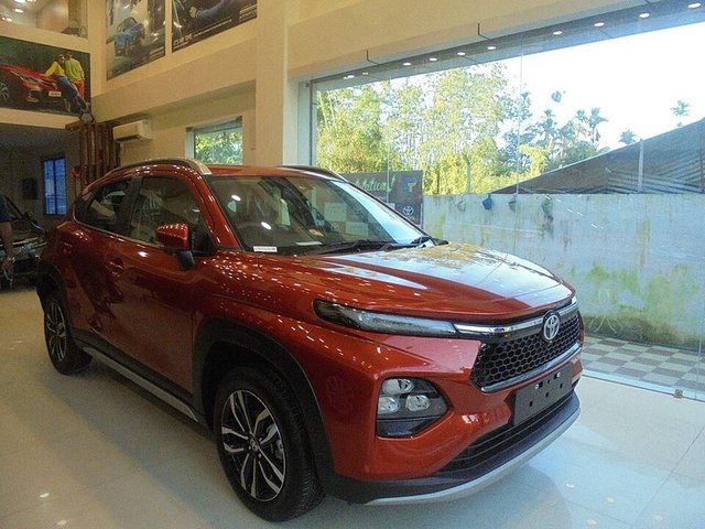 TOYOTA Urban Cruiser