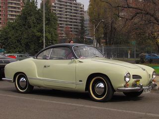 VOLKSWAGEN Karmann Ghia