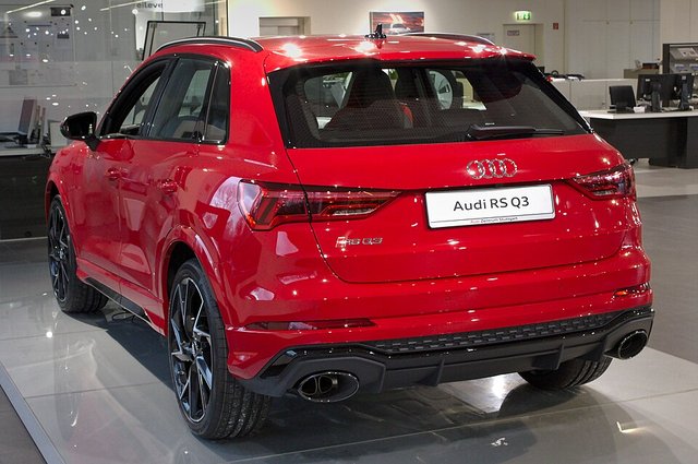 AUDI RS Q3