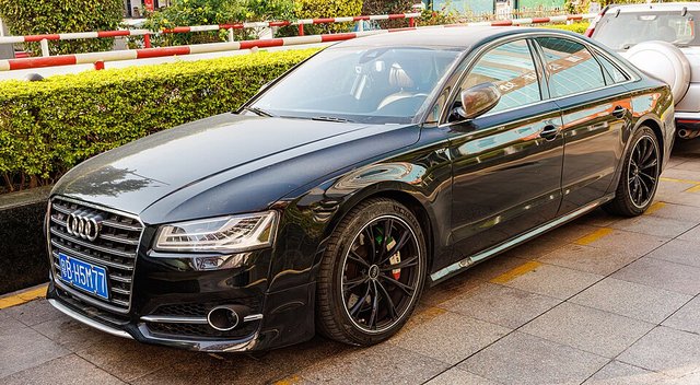 AUDI S8 2012-2017