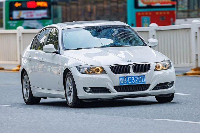 BMW 3 Series 2005-2013