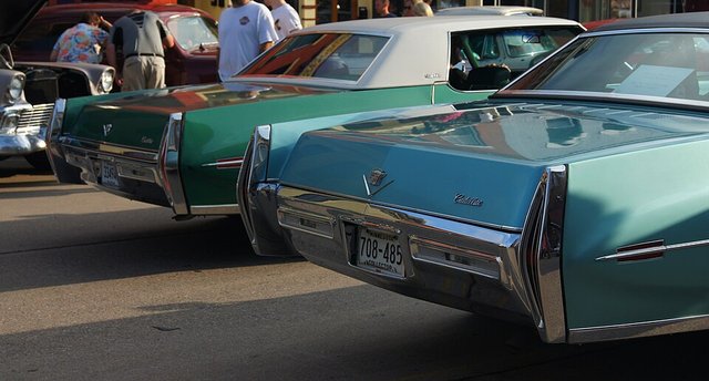 CADILLAC De Ville 1971-1976