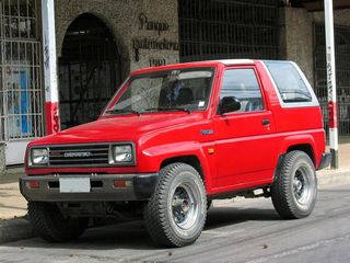 DAIHATSU Feroza