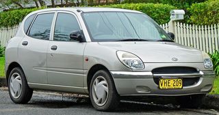 DAIHATSU Storia