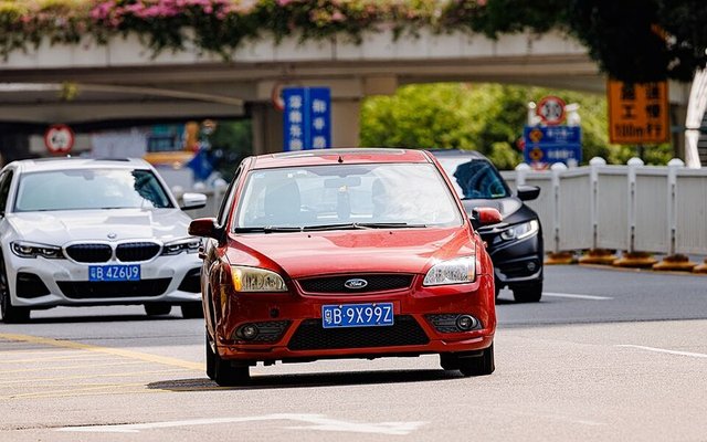 FORD Focus 2004-2011