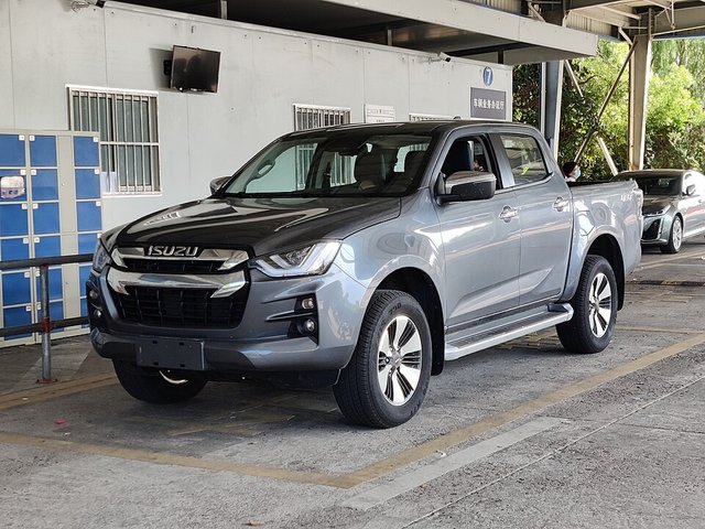 ISUZU D-Max