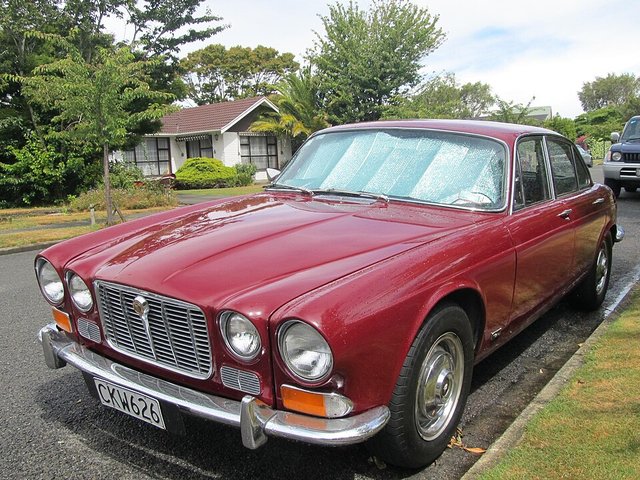 JAGUAR XJ6 1968-1973