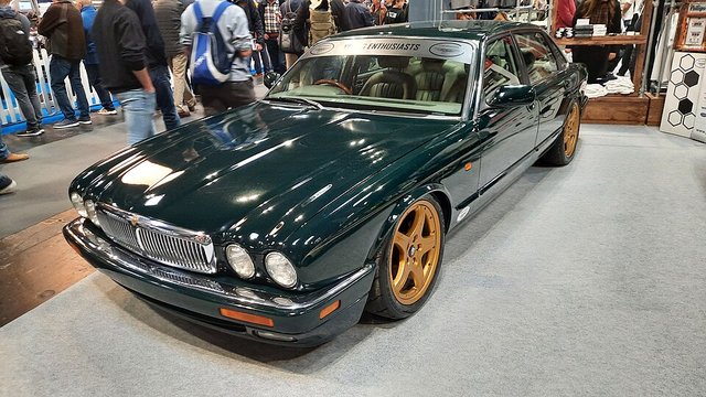JAGUAR XJ6 1997-2003