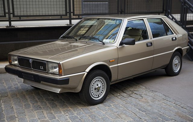 LANCIA Delta 1979-1994