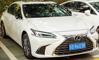 LEXUS ES 2018-heden