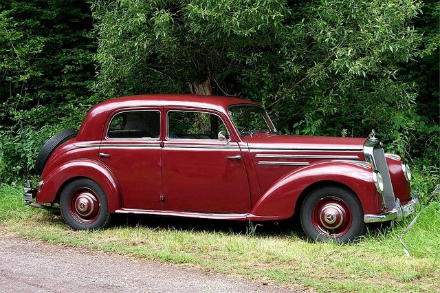 MERCEDES-BENZ 220 1951-1955