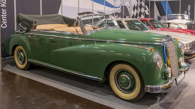 MERCEDES-BENZ 300 1951-1957
