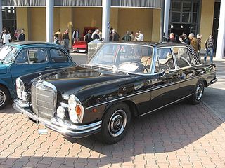 MERCEDES-BENZ 300 1965-1972