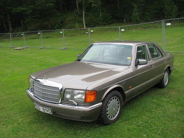 MERCEDES-BENZ 300 1980-1991