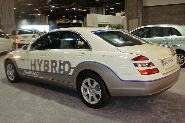 MERCEDES-BENZ 500 2005-2013