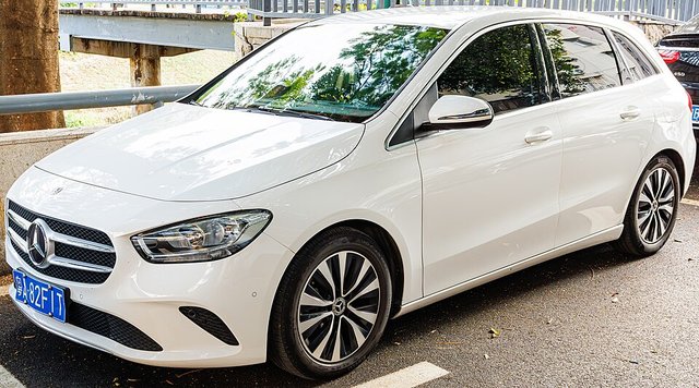 MERCEDES-BENZ B-Class